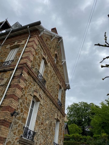 Pose de gouttières Herblay Sannois Eaubonne 